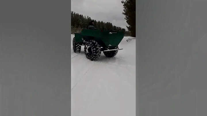 Болотоход Вепрь 5М. Пробуем по снегу.